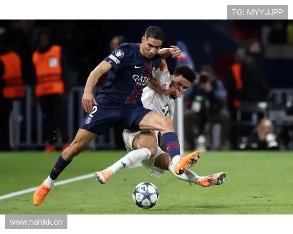 暴力行为如何界定？足球规则中的红牌判罚标准解析