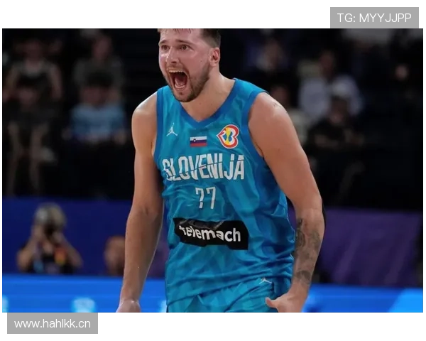 东契奇休赛期胖成这样还能拿顶薪？