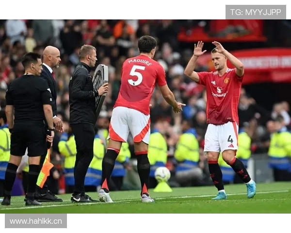 曼联“伪复兴”显现：战绩波动暴露重建根基不稳